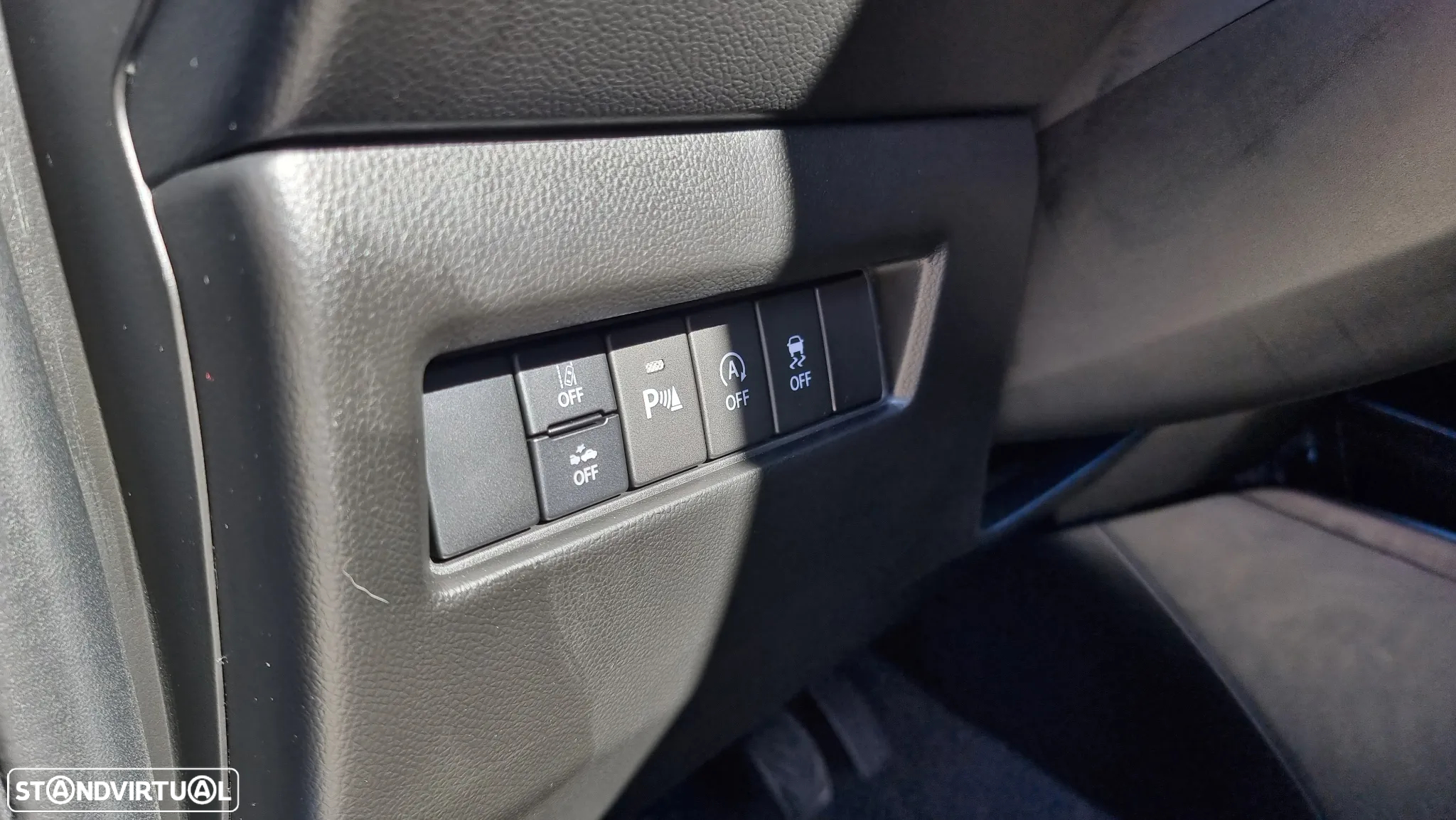 Suzuki Swift 1.2 Mild Hybrid GLX - 14