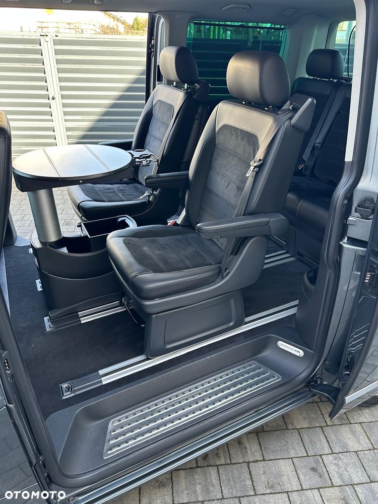 Volkswagen Multivan - 14