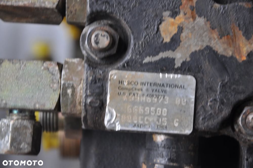 Rozdzielacz hydrauliczny yanmar vio 25 - 5