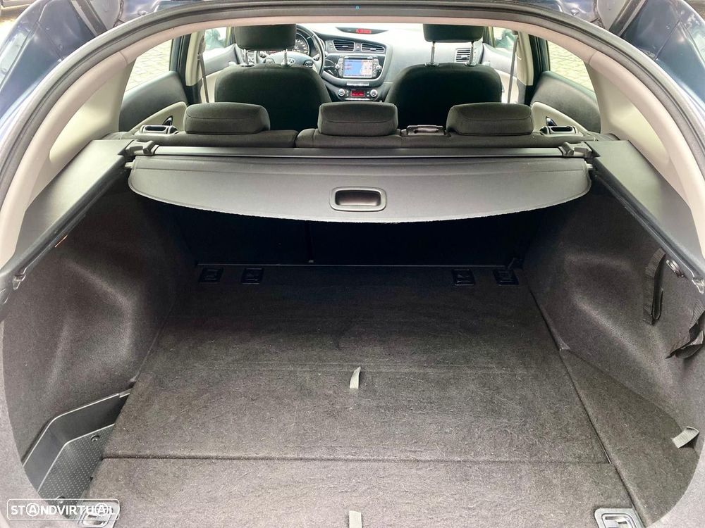 Kia Ceed SW 1.6 CRDi ECO - 32