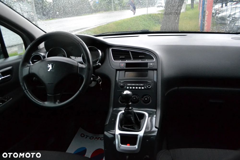 Peugeot 5008 HDI FAP 110 Family Plus - 7