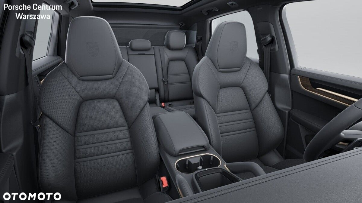 Porsche Cayenne - 6
