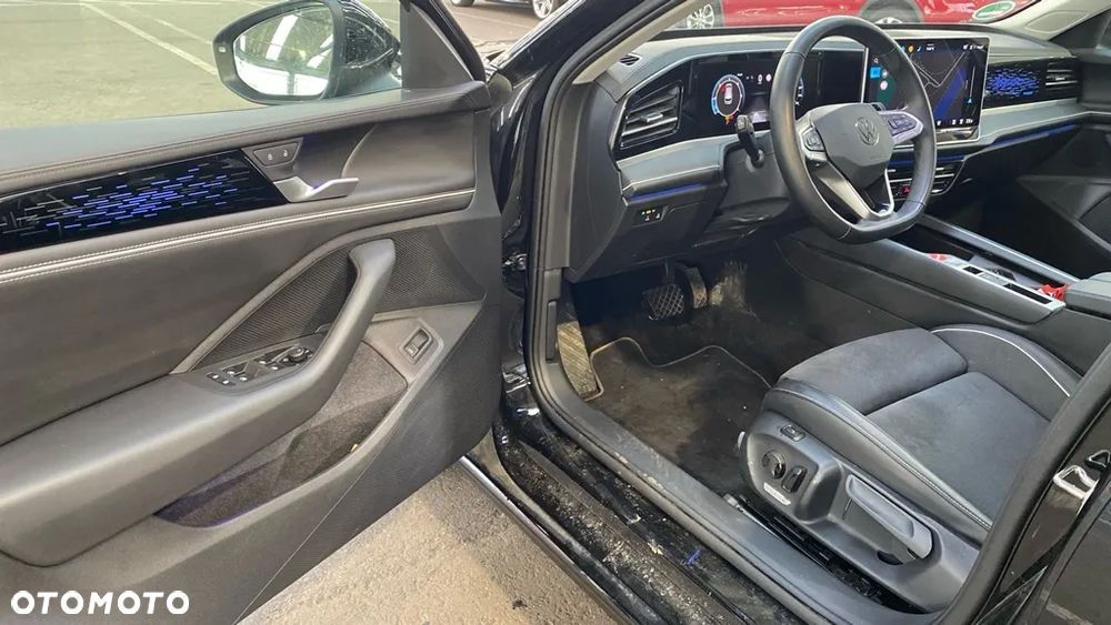Volkswagen Passat Variant - 4