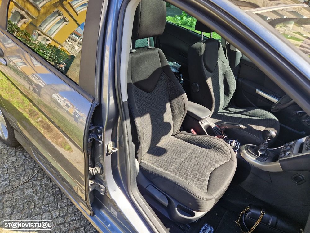 Peugeot 308 SW 1.6 HDi Executive CVM6 - 14