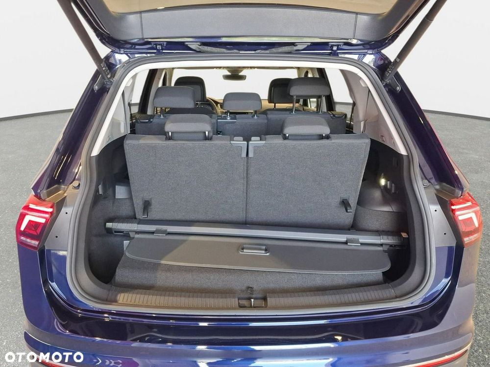 Volkswagen Tiguan Allspace - 12