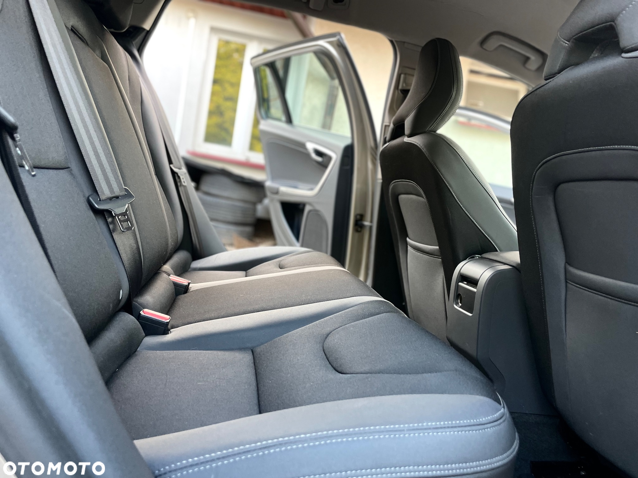 Volvo V60 D3 Geartronic Momentum - 18