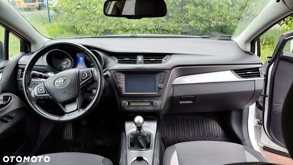 Toyota Avensis 2.0 D-4D Prestige - 5