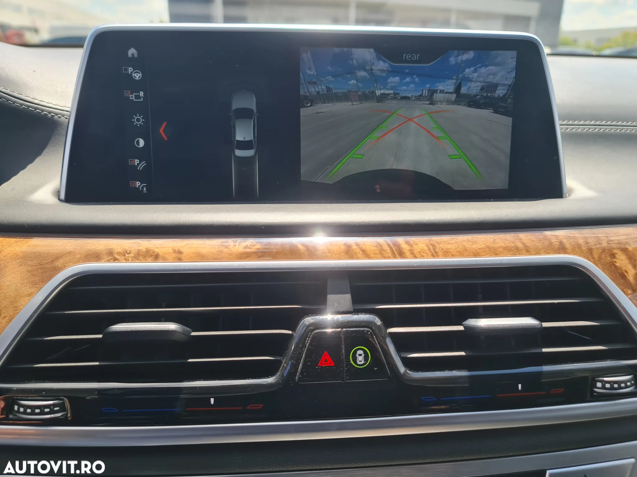 BMW Seria 7 740Li xDrive - 22