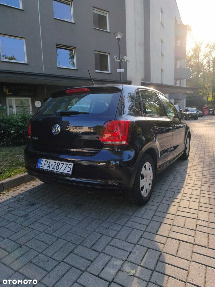 Volkswagen Polo 2011 photo 2
