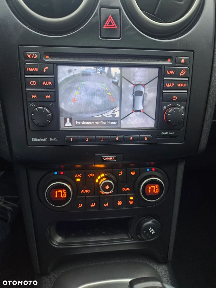 Nissan Qashqai+2 - 25