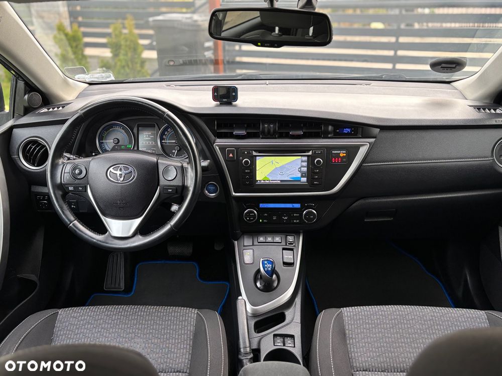 Toyota Auris 1.8 HSD Prestige NAVI - 6