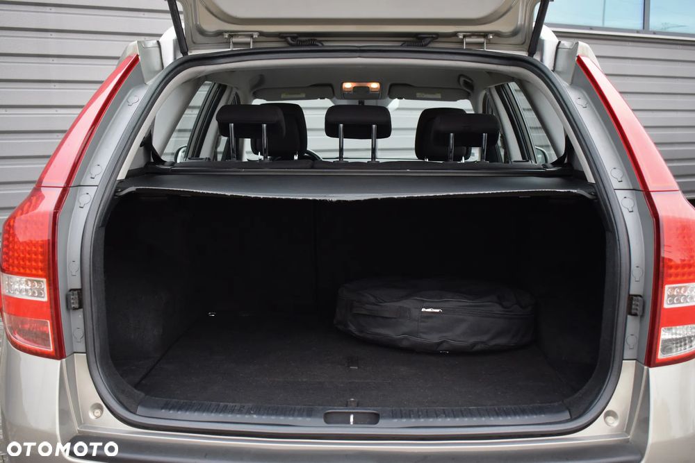 Kia Ceed 1.6 Comfort + - 8