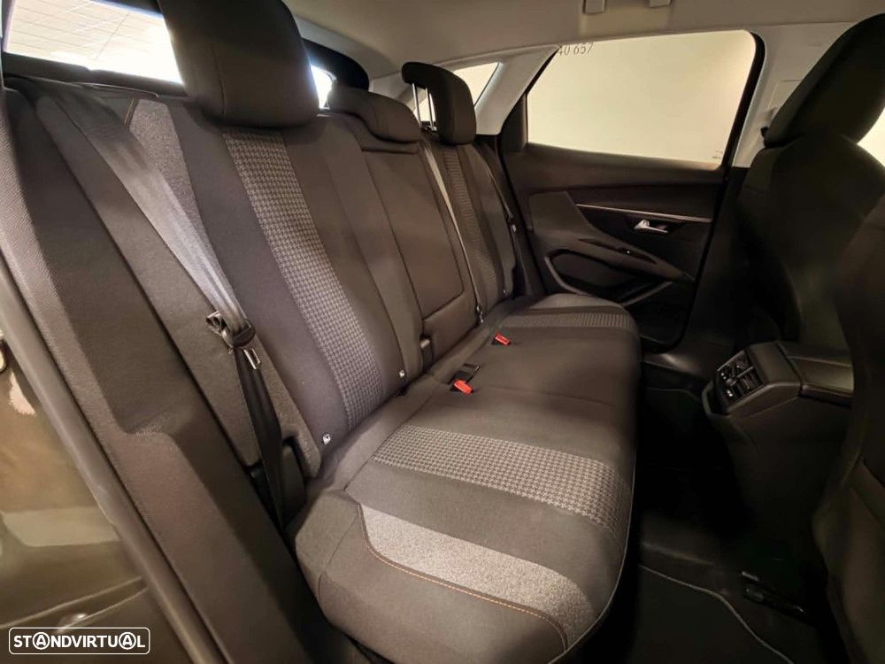Peugeot 3008 1.5 BlueHDi Active - 12