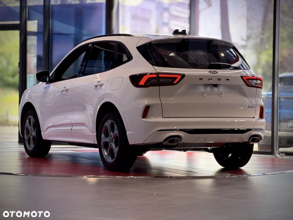 Ford Kuga 2.5 FHEV FWD ST-Line X - 11