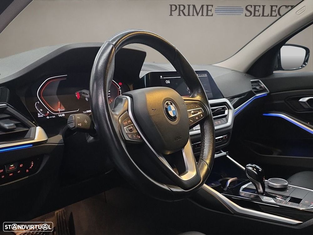 BMW 318 d Line Sport Auto — fotografia 10