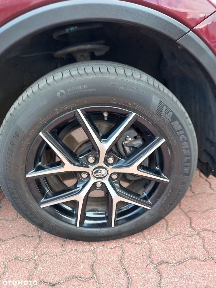 Toyota RAV4 - 10