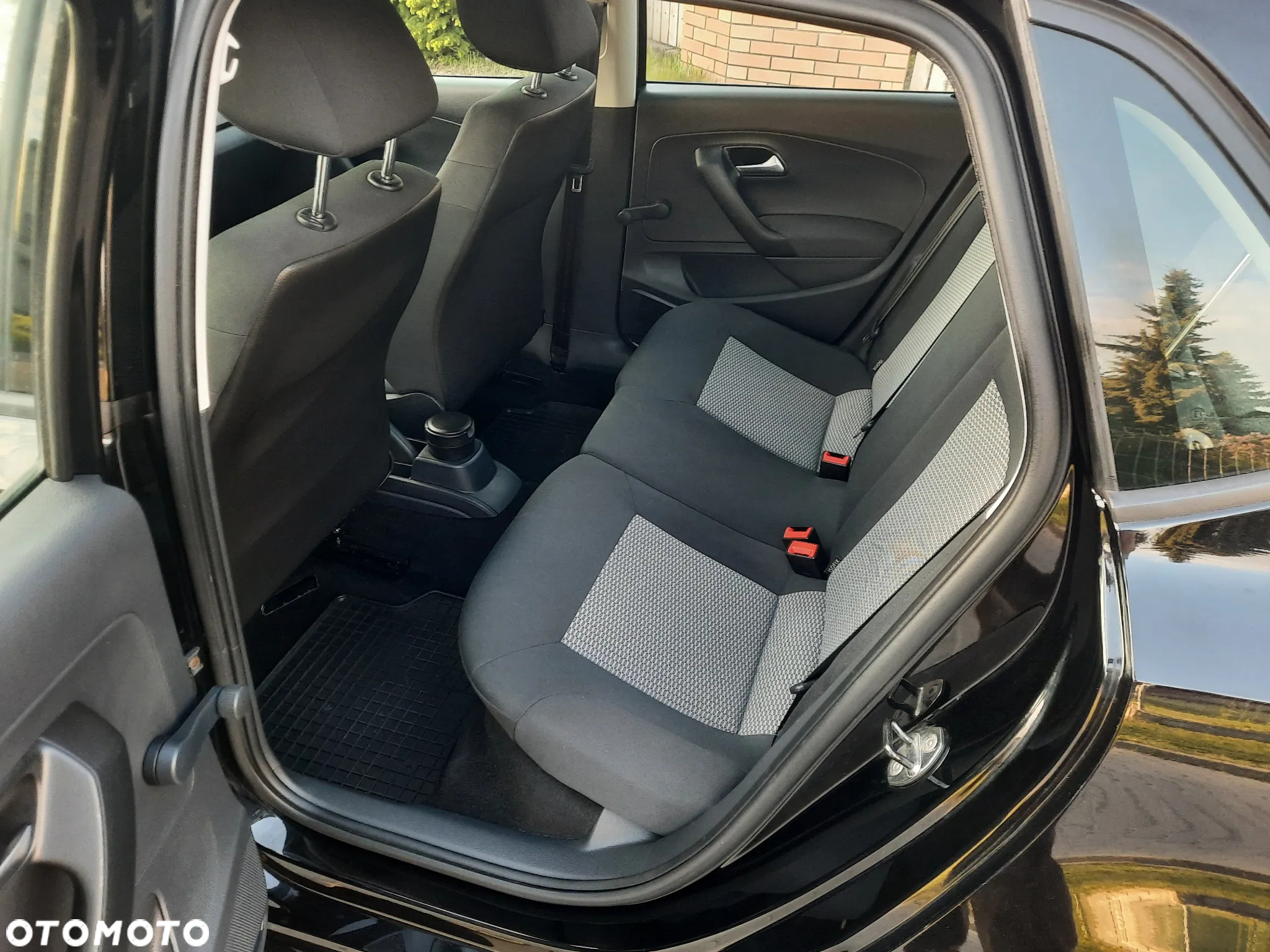 Volkswagen Polo - 14