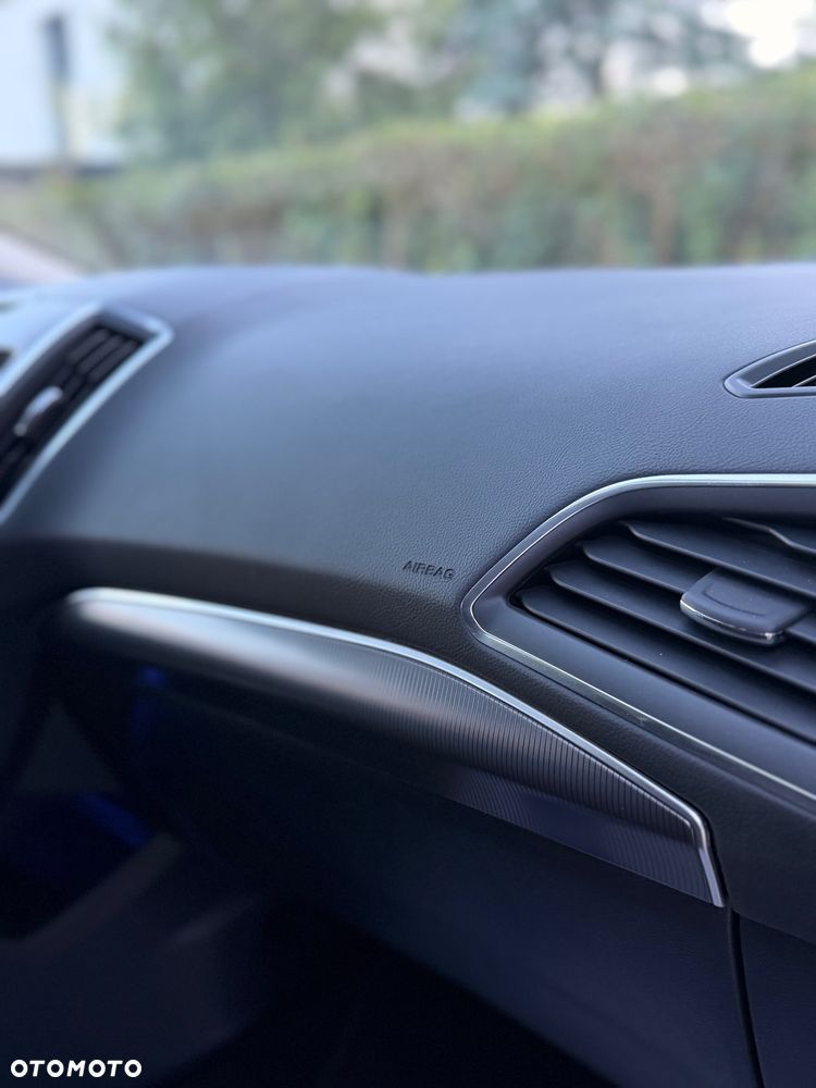 Ford S-Max 2.0 EcoBlue Titanium - 26