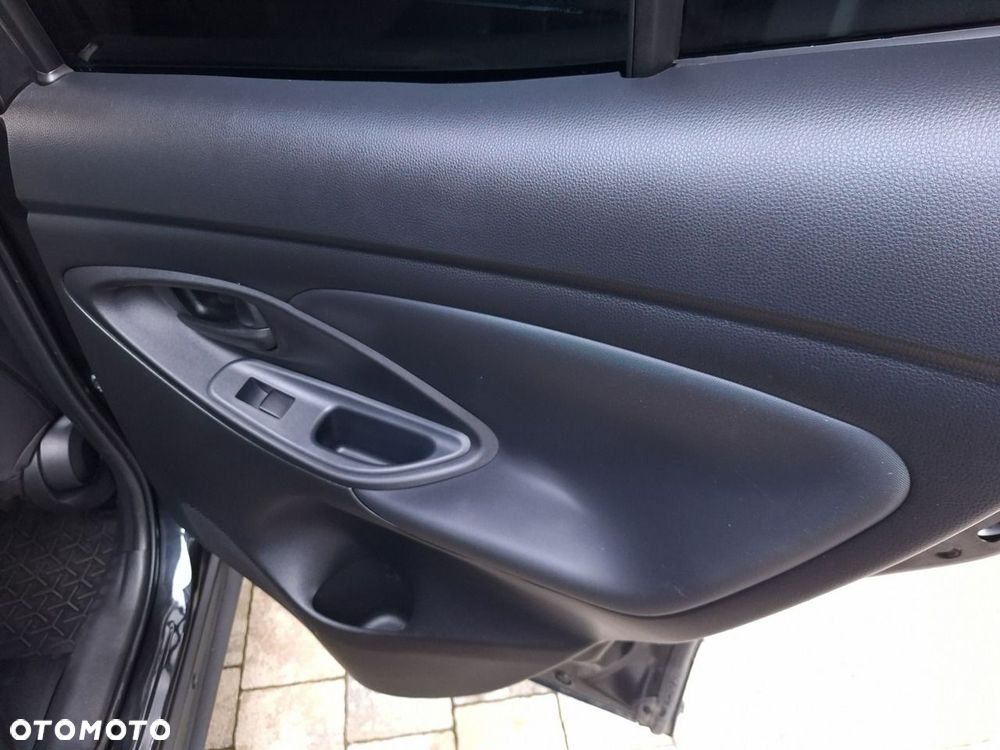 Toyota Yaris Cross Hybrid 1.5 Executive AWD - 18