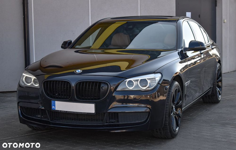 BMW Seria 7 740d Edition Exclusive - 18