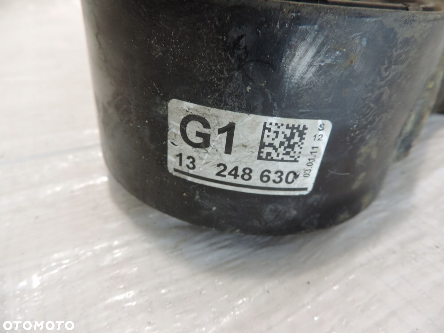 OPEL ASTRA IV J 1.7 PODUSZKA SILNIKA 13248630 G1 - 3