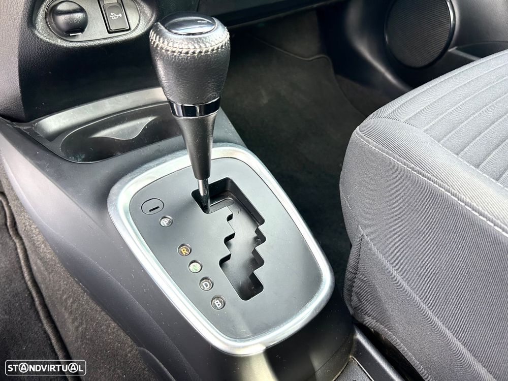 Toyota Yaris - 33