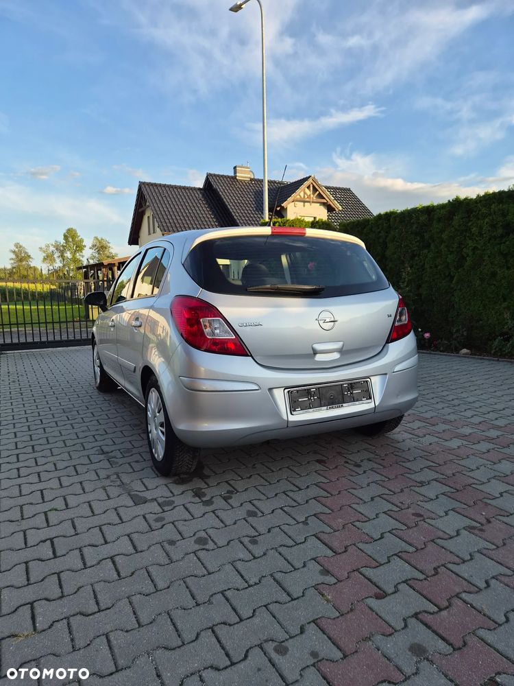 Opel Corsa 1.4 16V Enjoy - 5