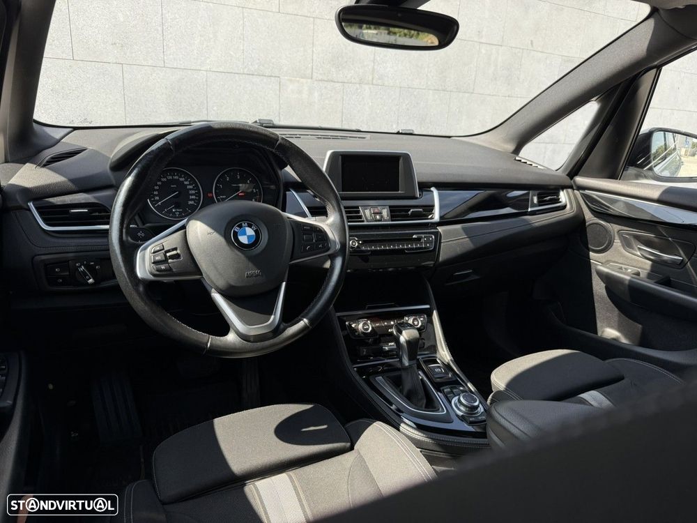 BMW 218 Active Tourer d Line Sport Auto - 7