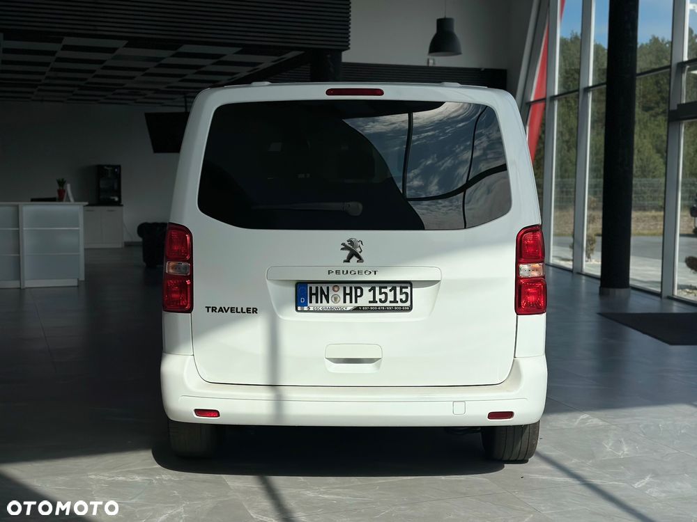 Peugeot Traveller - 6
