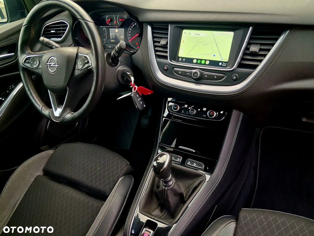 Opel Grandland X 1.2 T GPF Innovation S&S - 28