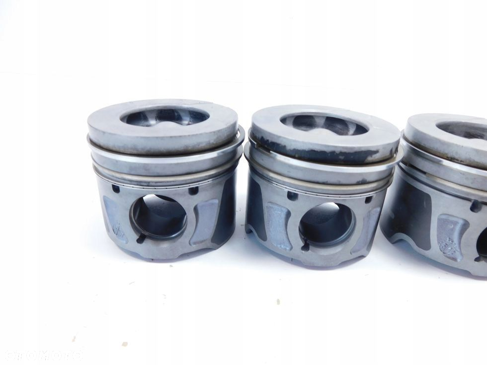 4x Tłok tłoki 2.0 HDI TDCI EURO5 Ford Peugeot Citroen C5 III C4 II 508 5008 - 12
