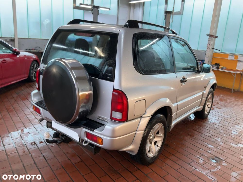 Suzuki Vitara 1.6 JX - 9