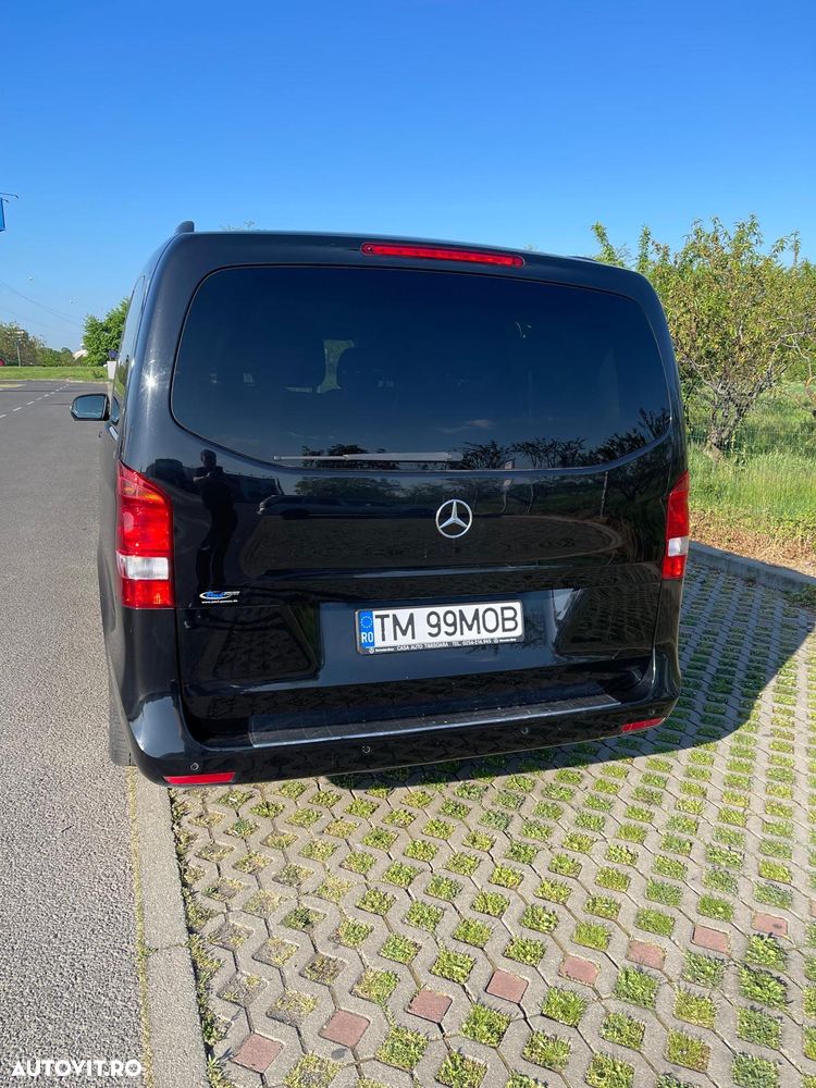 Mercedes-Benz V 220 d lang 4Matic 7G-TRONIC - 4