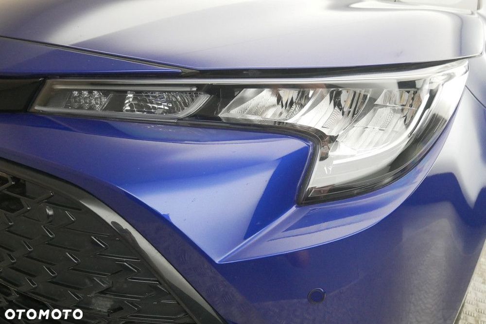 Toyota Corolla - 13