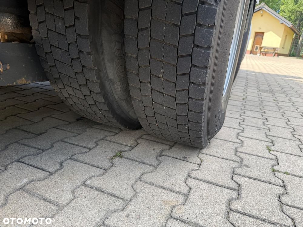 Mercedes-Benz 2641 ACTROS MP3 skrzyniowy z HDS HIAB 122 "Z", oś skrętna, pilot! - 12