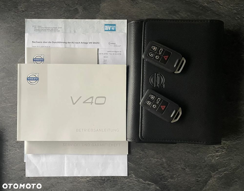 Volvo V40 T2 Momentum - 17