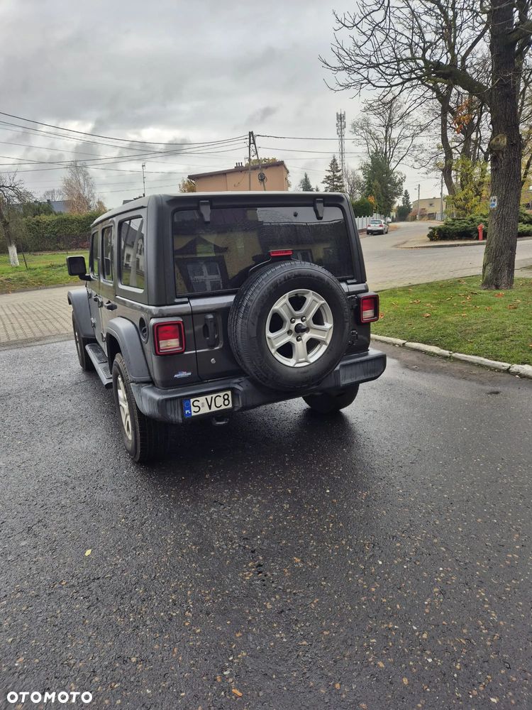 Jeep Wrangler Unlimited 3.6 Automatik X - 4