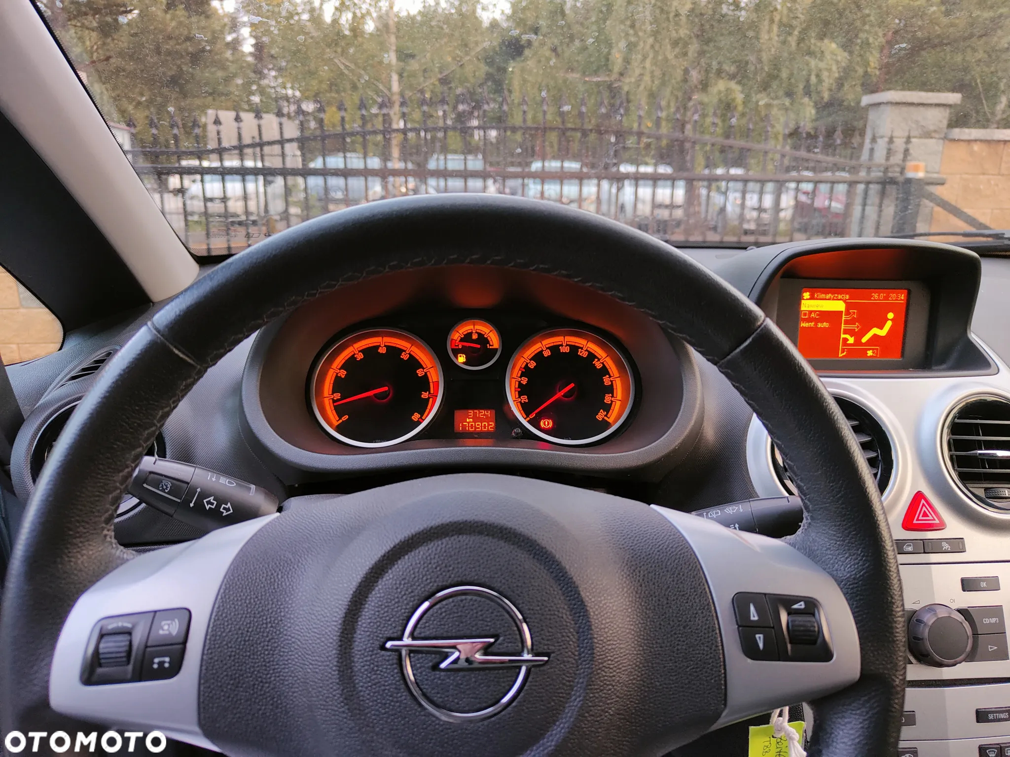 Opel Corsa 1.4 16V Satellite - 9