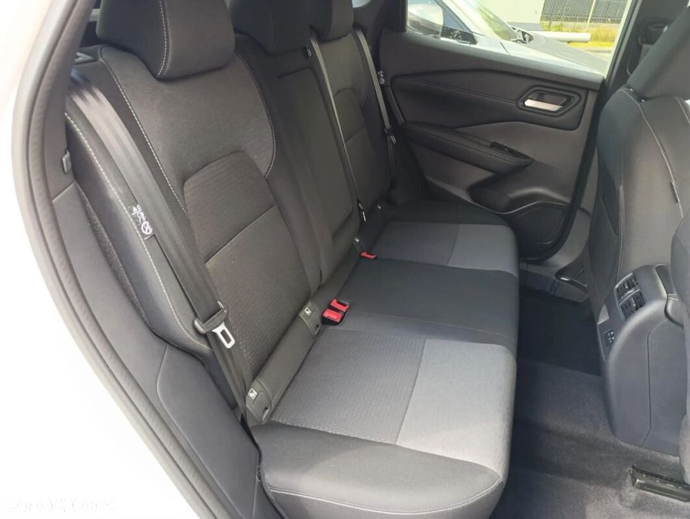 Nissan Qashqai 1.3 DIG-T MHEV N-Connecta - 12