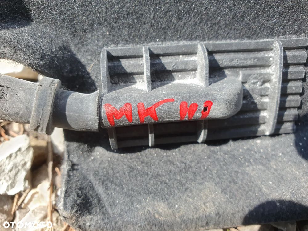 PÓŁKA BAGAŻNIKA FORD  MONDEO MK3 LIFT  HB POSIADAM 2 SZT - 4