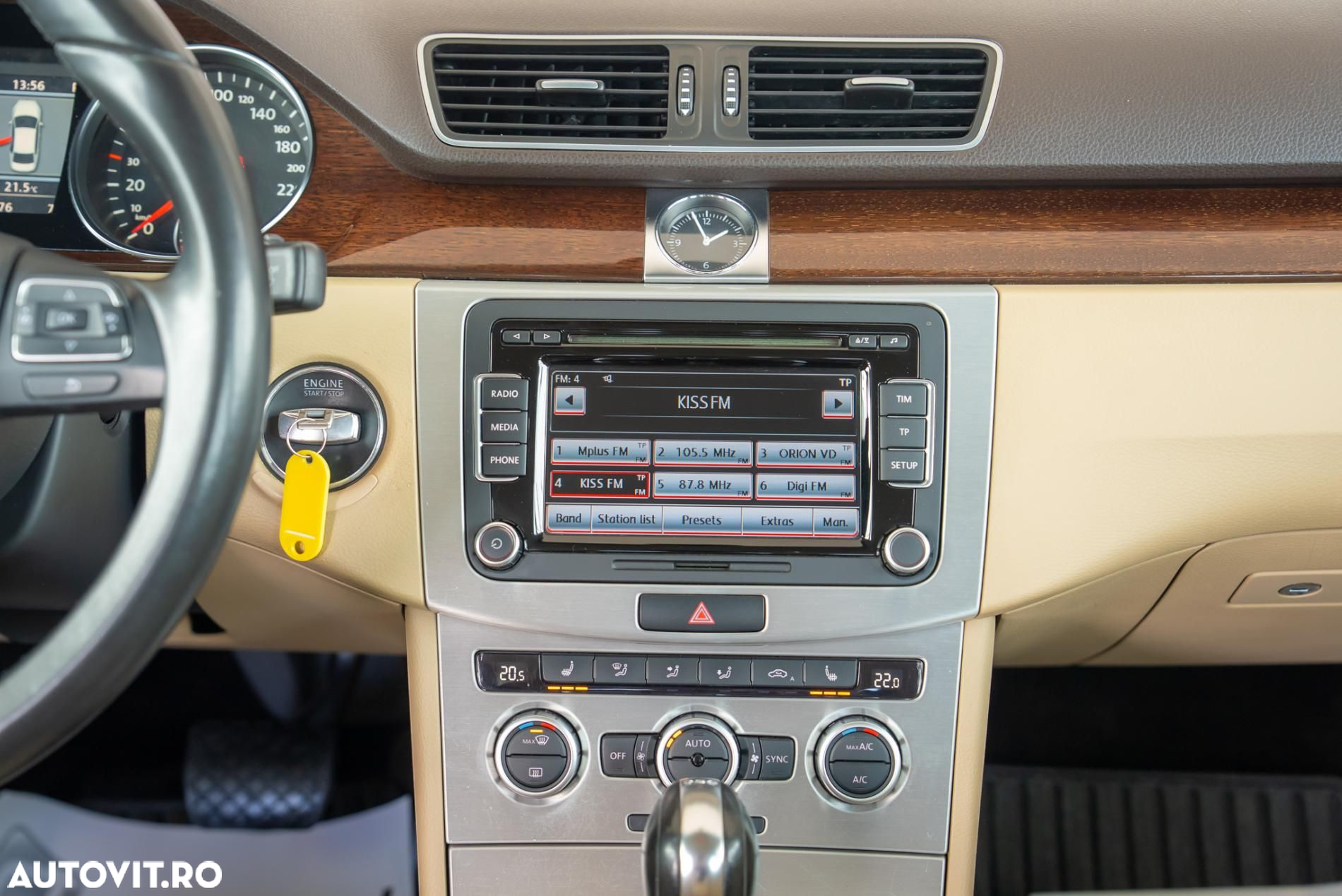 Volkswagen Passat - 14