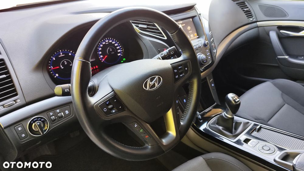 Hyundai i40 1.7 CRDi Comfort - 23