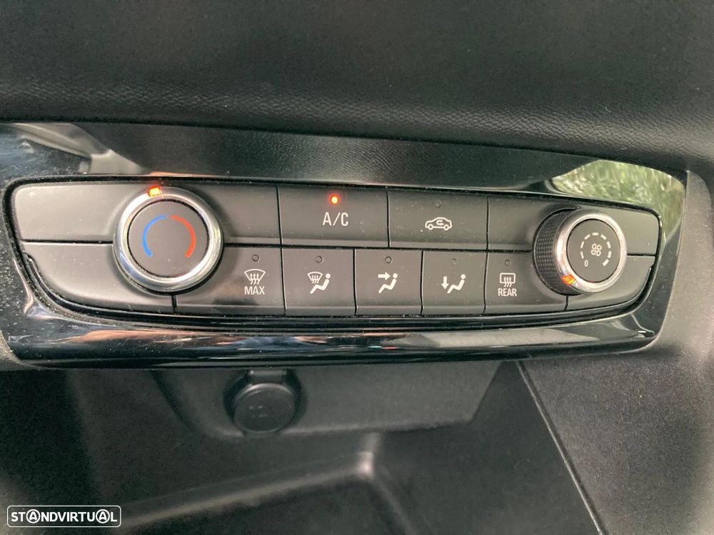 Opel Corsa 1.5 D Elegance - 52