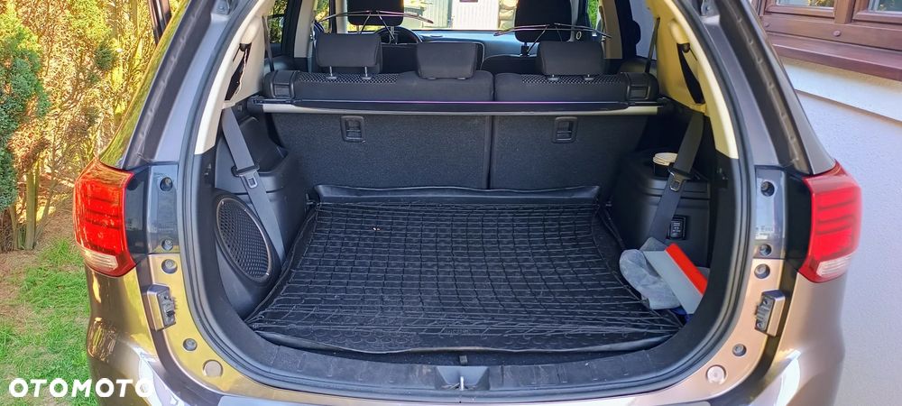 Mitsubishi Outlander 2.0 Intense + SDA 4WD CVT - 19