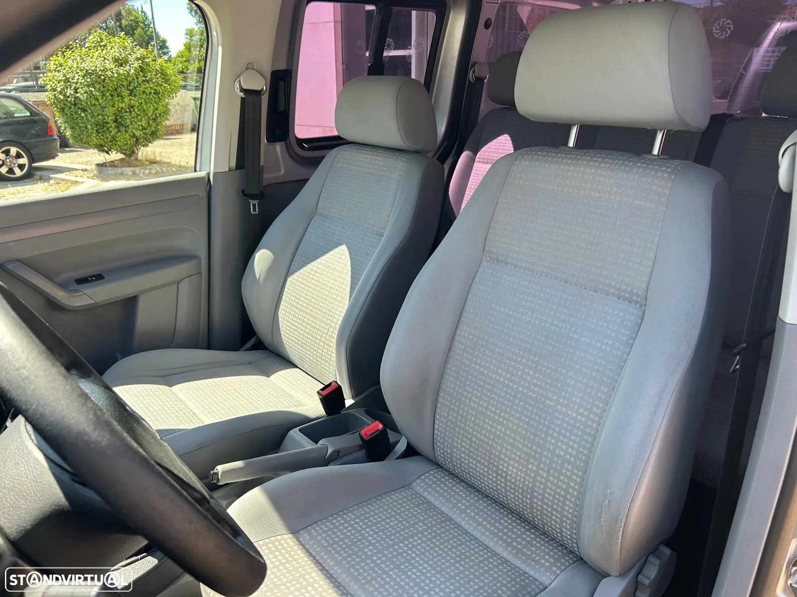 VW Caddy 1.9 TDi Blue.Ex.AC 5L - 6
