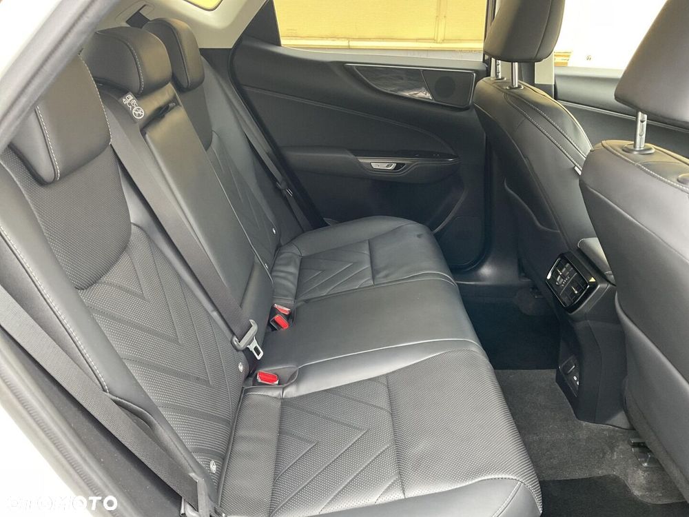 Lexus NX 350h Prestige AWD - 14