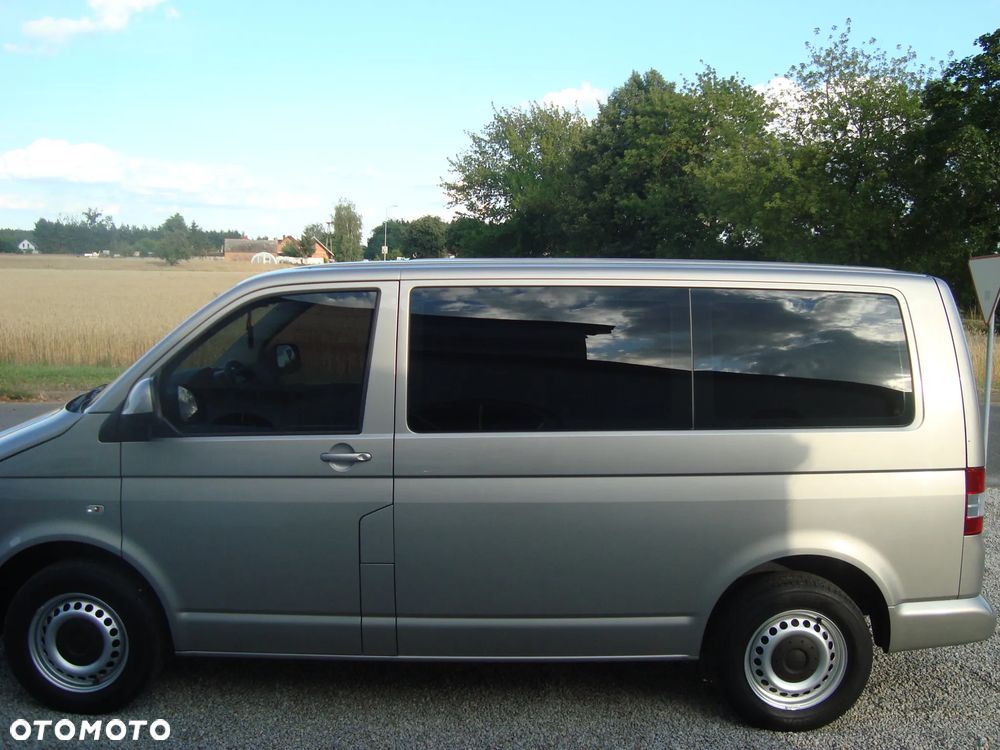 Volkswagen Transporter Caravelle Kurz Trendline - 40
