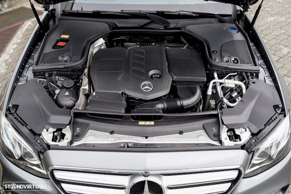 Mercedes-Benz E 220 d AMG Line - 43