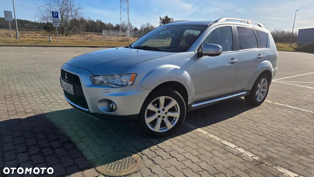 Mitsubishi OUTLANDER - 1