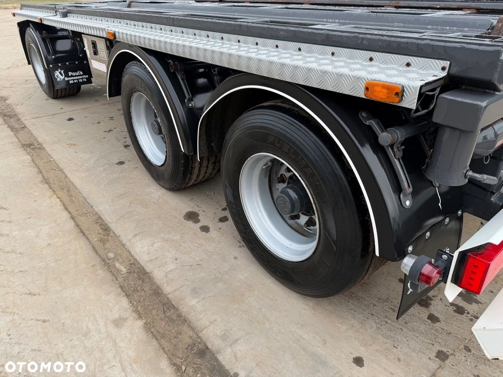 Zorzi Przyczepa Hakowiec Wywrotka do Przewozu Kontenerów 6,50 m - 7,00 m - 13